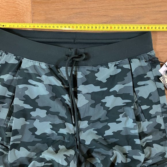 New Kyodan Outdoor Womens Capri Size Medium Lots of pockets Green Camo - Picture 3 of 11